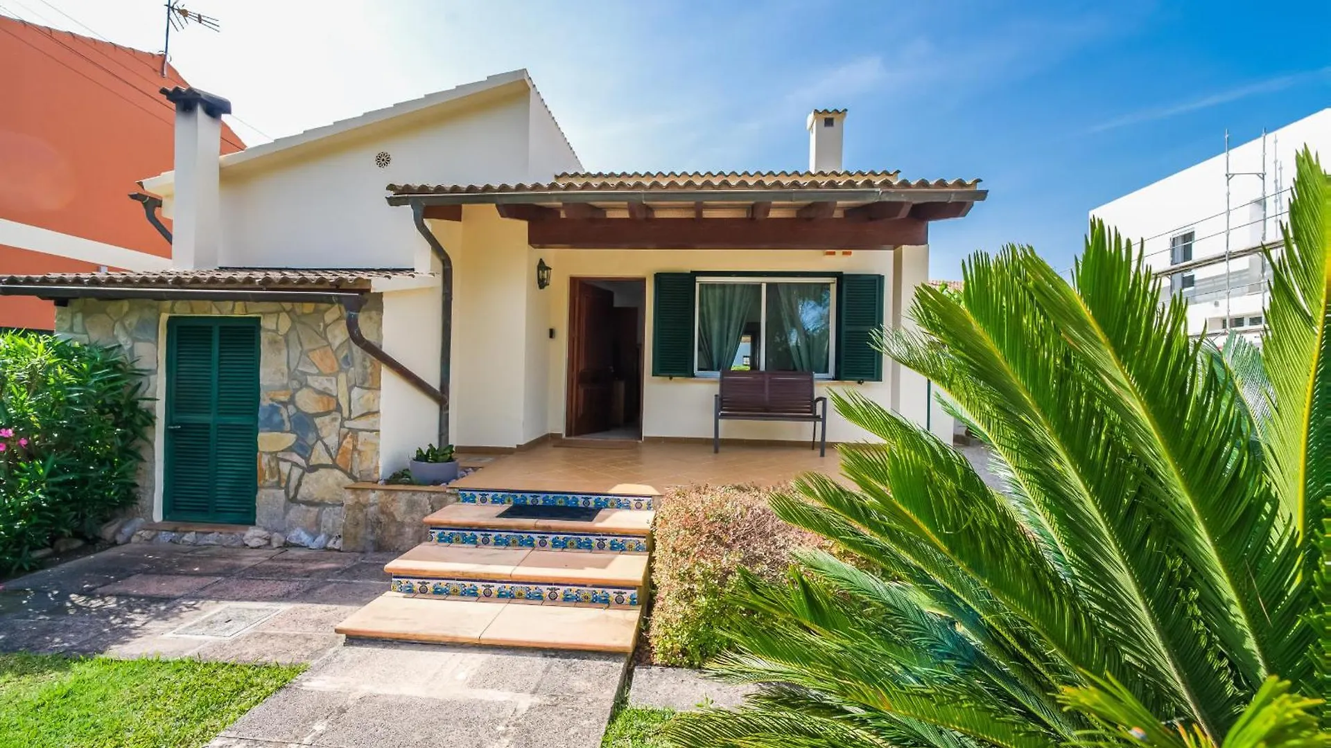 Ideal Property Mallorca - Casa Kerchner Alcúdia 0*,  Spanje